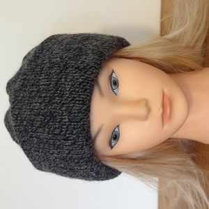 Eddie Bauer Gray Wool Blend Beanie Hat EUC